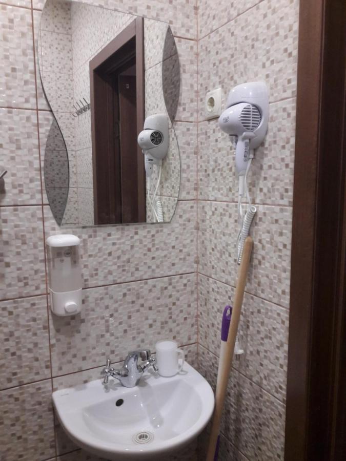 Мелодия Прованса В Старом Центре Charkiv Exteriör bild